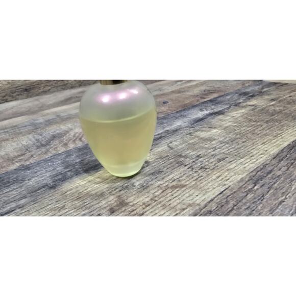 Vintage 2002 AVON Rare Pearls Perfume Spray 1.7 oz Discontinued Perfume 80%-75% - Picture 3 of 4